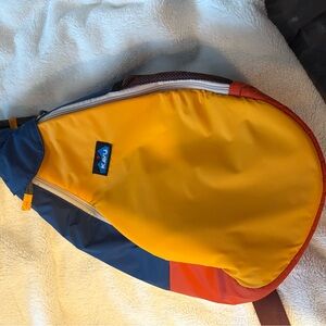 Kavu sling rope bag. Used one time. Adjustable strap. 2 zippers. 1 side pocket